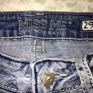 Miss Me jeans 29x331/2 length